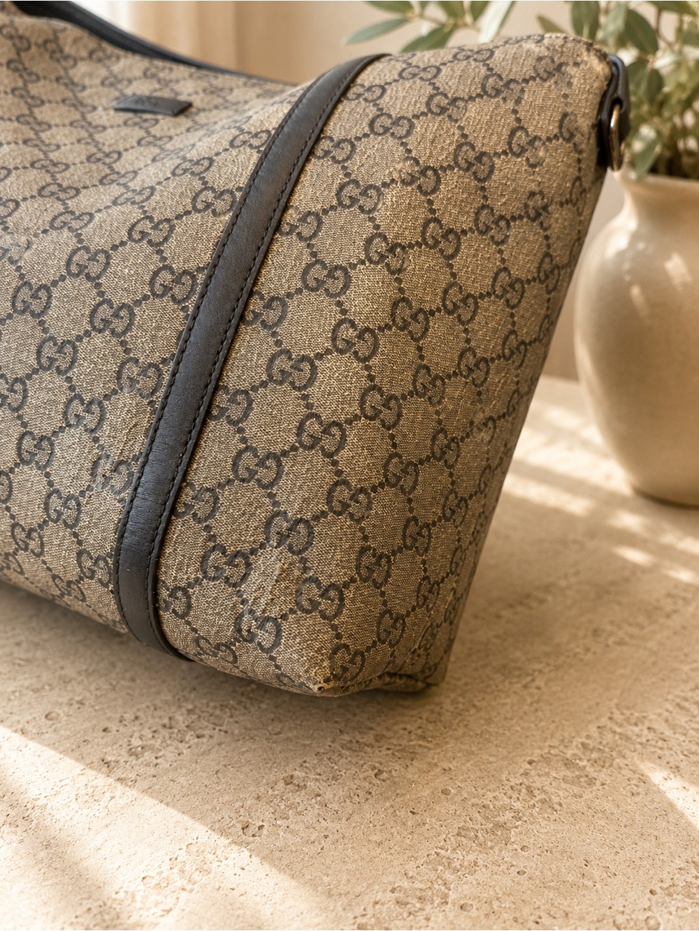 Authentic Gucci GG Crystal Tote Bag – Navy/ Silver Monogram Canvas w/ COA - Picture 9 of 15